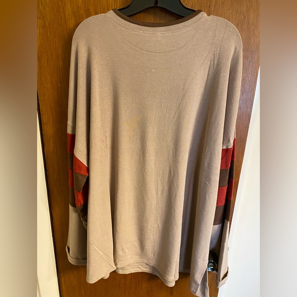 Beautiful long sleeve NWT Cotton Bleu tee, color is Mocha Combo, size 2X - Picture 2 of 16